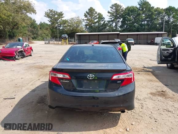 2012 Toyota Camry LE with VIN 4T1BF1FK3CU065391, listed as a IAAI auction lot 43263613 with 270,347 mi miles and . Bid and sale history available at DreamBid. Image 16.