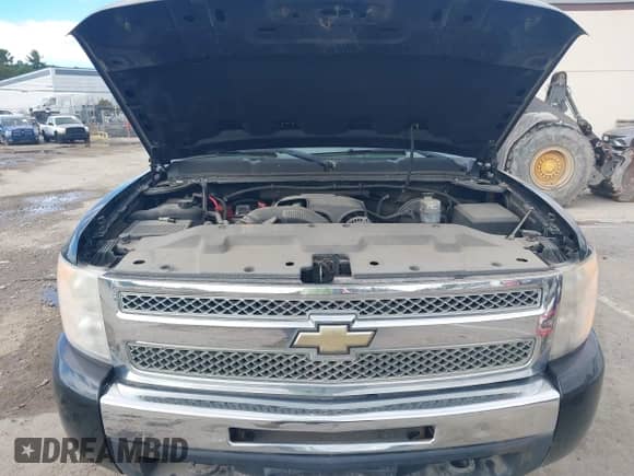 ✅ 2011 Chevrolet Silverado 1500 LS • VIN: 1GCRKREA1BZ313757 • Lot: 43327641. Wystawiony na IAAI z przebiegiem 111 363 mil mil. Skorzystaj z bezpłatnego archiwum sprzedaży aukcyjnych z USA i zobacz szczegółowy raport historii pojazdu na DreamBid. Zdjęcie 10.