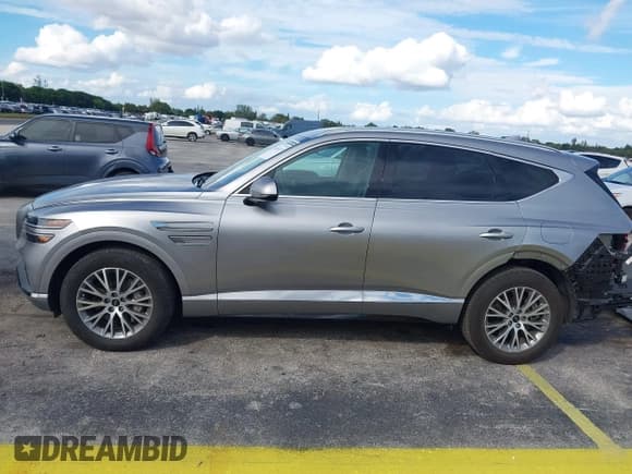 ✅ 2025 Genesis GV80 Standard • VIN: KMUHFESBXSU236256 • Lot: 43631137. Listed on IAAI with 29,326 mi. Free auction sales archive from the USA and detailed vehicle history report at DreamBid. Image 15.