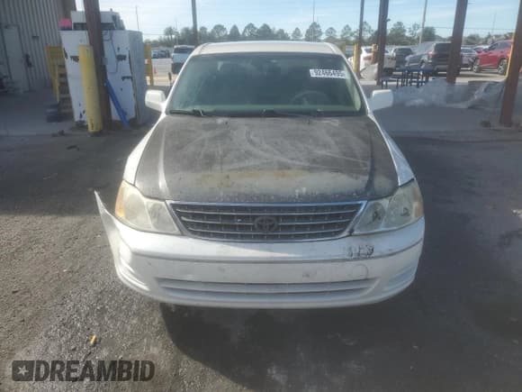 ✅ 2000 Toyota Avalon XL • VIN: 4T1BF28B7YU020190 • Lot: 92466495. Listed on Copart with 252,532 mi. Free auction sales archive from the USA and detailed vehicle history report at DreamBid. Image 5.