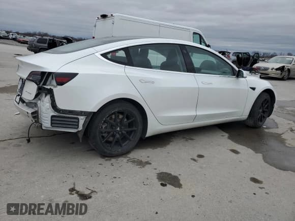 ✅ 2020 Tesla Model 3 Long Range • VIN: 5YJ3E1EB4LF790679 • Lot: 47623295. Wystawiony na Copart z przebiegiem 44 182 mil. Bezpłatny archiwum sprzedaży aukcyjnych z USA i szczegółowy raport historii pojazdu na DreamBid. Zdjęcie 3.