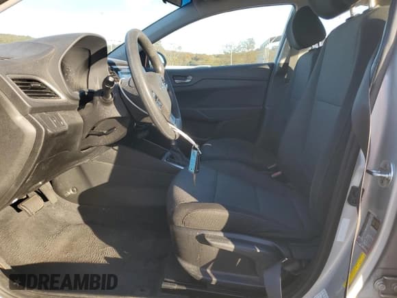 ✅ 2018 Hyundai Accent SE • VIN: 3KPC24A30JE012035 • Lot: 91490855. Wystawiony na Copart z przebiegiem 95 045 mil. Bezpłatny archiwum sprzedaży aukcyjnych z USA i szczegółowy raport historii pojazdu na DreamBid. Zdjęcie 7.