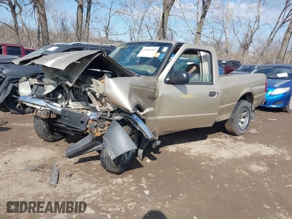 ✅ 2001 Ford Ranger XL • VIN: 1FTYR10C91TA12091 • Lot: 41685763. Wystawiony na IAAI z przebiegiem 274 692 mil. Bezpłatny archiwum sprzedaży aukcyjnych z USA i szczegółowy raport historii pojazdu na DreamBid. Zdjęcie 2.