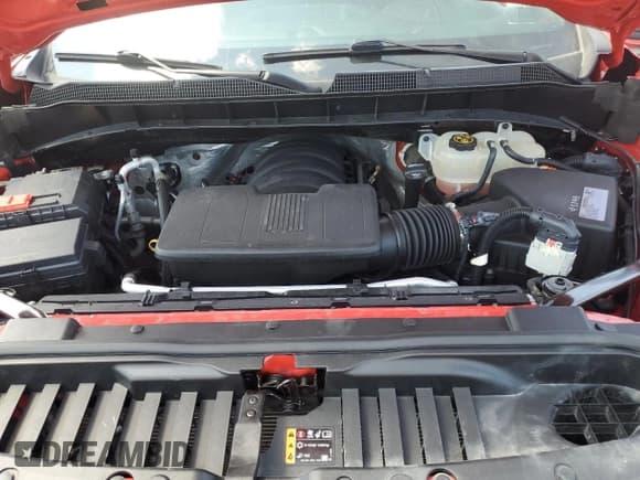 ✅ 2020 Chevrolet Silverado 1500 Custom • VIN: 1GCUYBEF4LZ305150 • Lot: 80025655. Wystawiony na Copart z przebiegiem 46 398 mil. Bezpłatny archiwum sprzedaży aukcyjnych z USA i szczegółowy raport historii pojazdu na DreamBid. Zdjęcie 11.