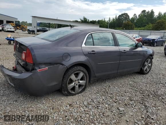 2010 Chevrolet Malibu 1LS с VIN 1G1ZB5EB9AF269341, выставлен на аукционе Copart как лот 84911975 с пробегом 102 050 миль миль и Списание • Salvage title. История ставок и продаж доступна на DreamBid. Изображение 3.
