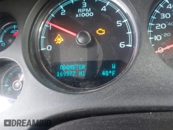 ✅ 2009 Chevrolet Suburban Commercial • VIN: 1GNFK163X9R226297 • Lot: 43697474. Listed on IAAI with 169,377 mi. Free auction sales archive from the USA and detailed vehicle history report at DreamBid. Image 7.