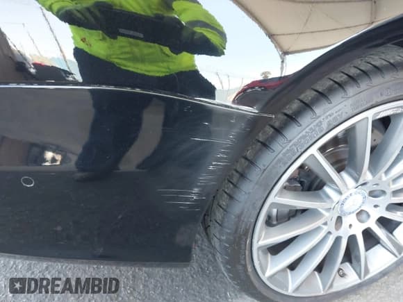 ✅ 2017 Mercedes-Benz SL 550 • VIN: WDDJK7DA6HF045646 • Lot: 41997935. Listed on IAAI with 44,922 mi. Free auction sales archive from the USA and detailed vehicle history report at DreamBid. Image 6.