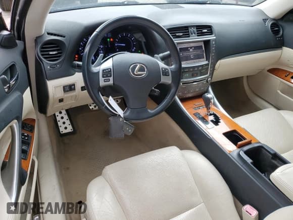 ✅ 2011 Lexus IS 350 C • VIN: JTHFE2C25B2505784 • Lot: 57262215. Listed on Copart with 100,669 mi. Free auction sales archive from the USA and detailed vehicle history report at DreamBid. Image 8.