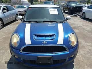 2009 MINI Hardtop S with VIN WMWMF73539TW83496, listed as a IAAI auction lot 42479363 with 148,079 mi miles and . Bid and sale history available at DreamBid. Image 6.