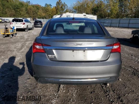 ✅ 2013 Chrysler 200 Touring • VIN: 1C3CCBBB0DN694247 • Lot: 86872965. Listed on Copart with 142,640 mi. Free auction sales archive from the USA and detailed vehicle history report at DreamBid. Image 6.