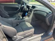 ✅ 2015 Hyundai Genesis Coupe 3.8L Base • VIN: KMHHT6KJ6FU129358 • Lot: 64231195. Wystawiony na Copart z przebiegiem 97 272 mil. Bezpłatny archiwum sprzedaży aukcyjnych z USA i szczegółowy raport historii pojazdu na DreamBid. Zdjęcie 5.