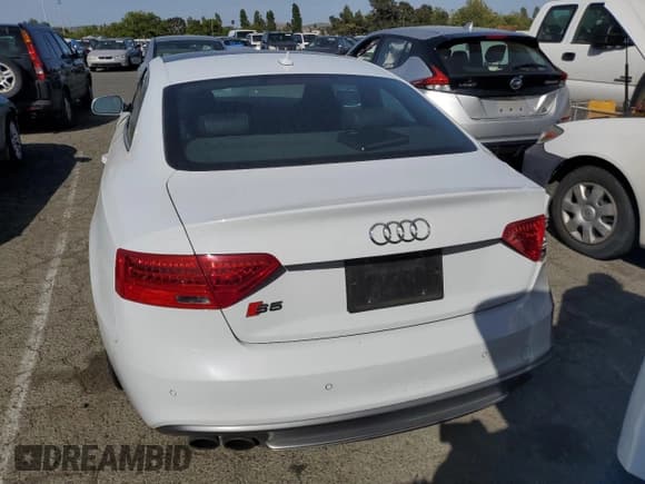 ✅ 2013 Audi S5 Premium Plus • VIN: WAUCGAFRXDA075919 • Lot: 55216364. Listed on Copart with 79,087 mi. Free auction sales archive from the USA and detailed vehicle history report at DreamBid. Image 6.