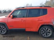 ✅ 2015 Jeep Renegade Latitude • VIN: ZACCJABT0FPB51172 • Lot: 43713763. Listed on IAAI with 94,403 mi. Free auction sales archive from the USA and detailed vehicle history report at DreamBid. Image 14.