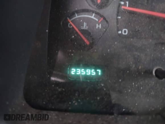 2002 Dodge Dakota Sport z VIN 1B7GL32X12S561414, wystawiony jako IAAI lot #42060300 z przebiegiem 235 957 mil mil oraz . Historia ofert i sprzedaży dostępna na DreamBid. Obrazek 15.