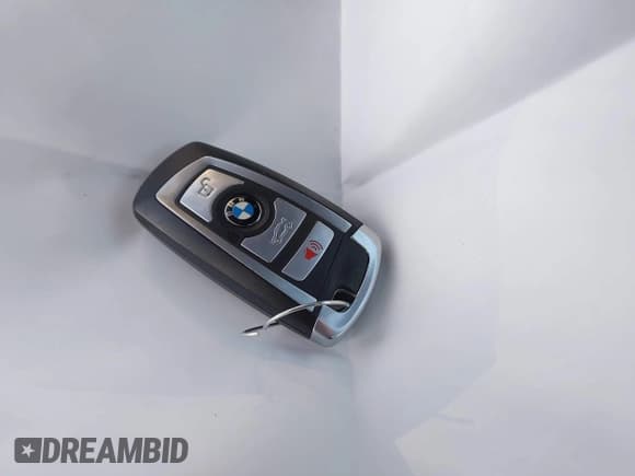 ✅ 2014 BMW 7 Series 740i • VIN: WBAYA6C57ED144071 • Лот: 43340955. Опубликован ранее на IAAI с пробегом 84 339 миль. Бесплатный доступ к архиву аукционных продаж из США и подробный отчёт об истории автомобиля на DreamBid. Изображение 11.