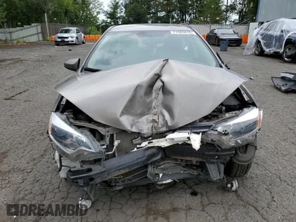 ✅ 2016 Toyota Corolla LE Eco • VIN: 2T1BPRHE3GC678458 • Lot: 71565415. Wystawiony na Copart z przebiegiem 78 547 mil. Bezpłatny archiwum sprzedaży aukcyjnych z USA i szczegółowy raport historii pojazdu na DreamBid. Zdjęcie 5.