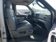 ✅ 2004 Ford F-250 XL • VIN: 1FTNW21P44EA06467 • Lot: 42543936. Listed on IAAI with 228,616 mi. Free auction sales archive from the USA and detailed vehicle history report at DreamBid. Image 5.