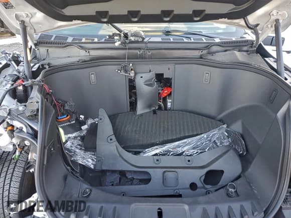 ✅ 2024 Ford F-150 Lightning Lariat • VIN: 1FT6W5L78RWG03027 • Lot: 95104885. Wystawiony na Copart z przebiegiem 11 942 mil. Bezpłatny archiwum sprzedaży aukcyjnych z USA i szczegółowy raport historii pojazdu na DreamBid. Zdjęcie 11.