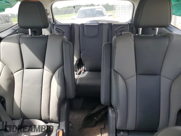 ✅ 2024 Subaru Ascent Onyx • VIN: 4S4WMAHD3R3439003 • Lot: 63740155. Listed on Copart with 21,034 mi. Free auction sales archive from the USA and detailed vehicle history report at DreamBid. Image 10.