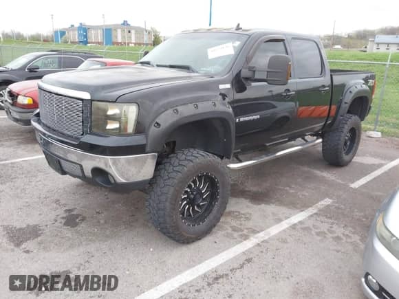 ✅ 2008 GMC Sierra 1500 SLT • VIN: 2GTEK13M981177893 • Lot: 41959146. Listed on IAAI with 228,388 mi. Free auction sales archive from the USA and detailed vehicle history report at DreamBid. Image 18.