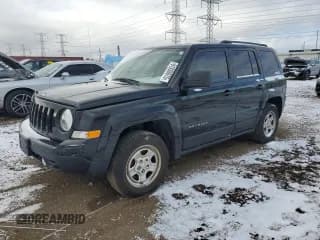 ✅ 2015 Jeep Patriot Sport • VIN: 1C4NJPBB1FD118733 • Lot: 91930675. Listed on Copart with 68,358 mi. Free auction sales archive from the USA and detailed vehicle history report at DreamBid. Image 1.