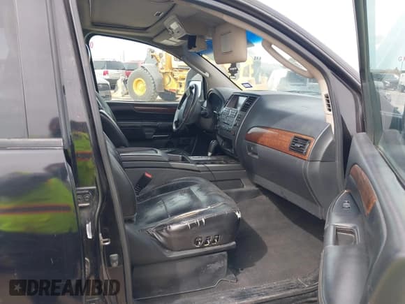 ✅ 2010 Nissan Armada Titanium • VIN: 5N1AA0NC7AN602799 • Lot: 41874564. Listed on IAAI with 211,409 mi. Free auction sales archive from the USA and detailed vehicle history report at DreamBid. Image 5.