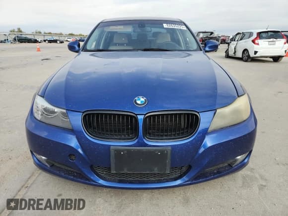 ✅ 2011 BMW 3 Series 328i • VIN: WBAPH7C51BE679741 • Lot: 82635225. Listed on Copart with 144,535 mi. Free auction sales archive from the USA and detailed vehicle history report at DreamBid. Image 5.