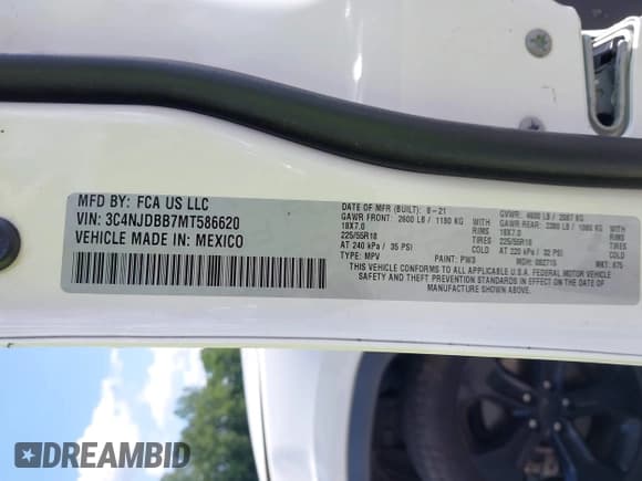 ✅ 2021 Jeep Compass Latitude • VIN: 3C4NJDBB7MT586620 • Lot: 42419068. Listed on IAAI with 61,094 mi. Free auction sales archive from the USA and detailed vehicle history report at DreamBid. Image 9.