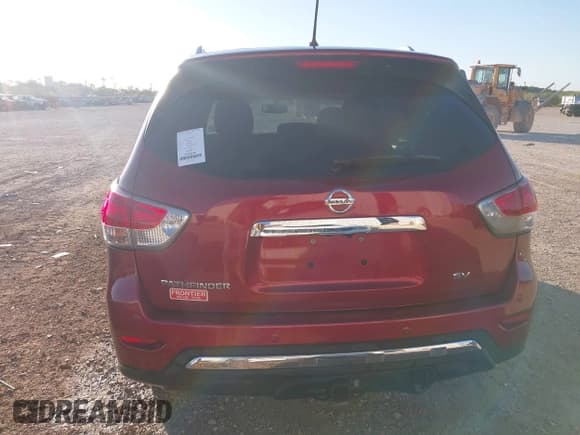 ✅ 2015 Nissan Pathfinder S • VIN: 5N1AR2MN0FC625867 • Lot: 43633078. Wystawiony na IAAI z przebiegiem 194 086 mil. Bezpłatny archiwum sprzedaży aukcyjnych z USA i szczegółowy raport historii pojazdu na DreamBid. Zdjęcie 16.