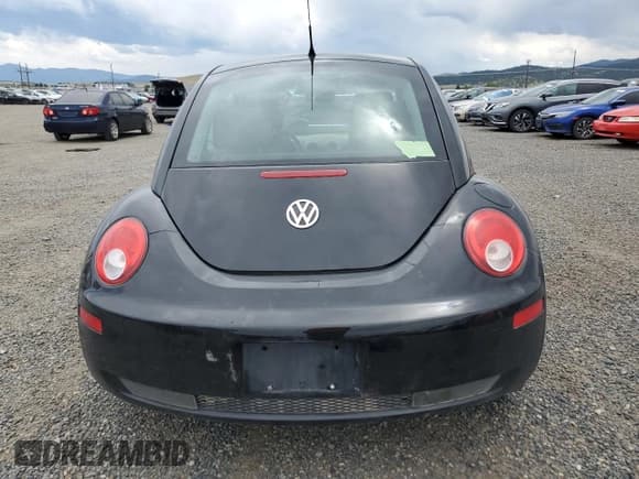 ✅ 2008 Volkswagen Beetle S • VIN: 3VWPW31C28M503767 • Lot: 63230585. Listed on Copart with 125,362 mi. Free auction sales archive from the USA and detailed vehicle history report at DreamBid. Image 6.