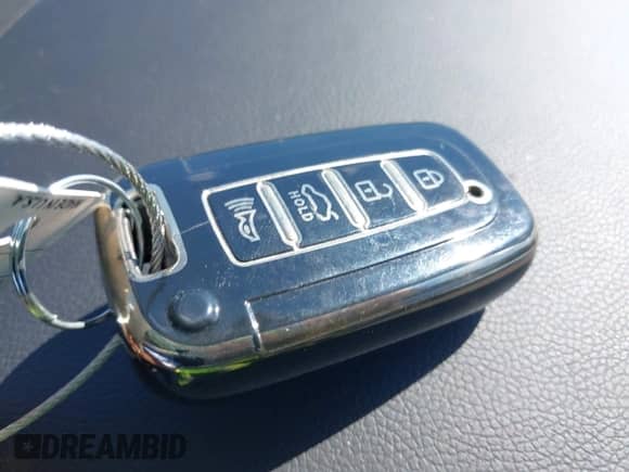 2013 Hyundai Genesis Coupe Track с VIN KMHHU6KJ9DU081414, выставлен на аукционе IAAI как лот 43440455 с пробегом 97 721 миль миль и . История ставок и продаж доступна на DreamBid. Изображение 11.