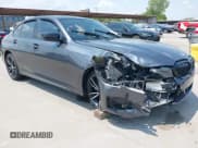 ✅ 2020 BMW 3 Series M340i • VIN: WBA5U7C04LFH57080 • Лот: 43094635. Опубликован ранее на IAAI с пробегом 49 535 миль. Бесплатный доступ к архиву аукционных продаж из США и подробный отчёт об истории автомобиля на DreamBid. Изображение 1.