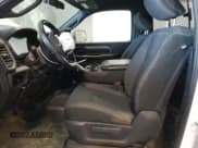 ✅ 2021 Ram 2500 • VIN: 3C7WR5AJ2MG645404 • Lot: 82789584. Wystawiony na Copart z przebiegiem 16 482 mil. Bezpłatny archiwum sprzedaży aukcyjnych z USA i szczegółowy raport historii pojazdu na DreamBid. Zdjęcie 7.