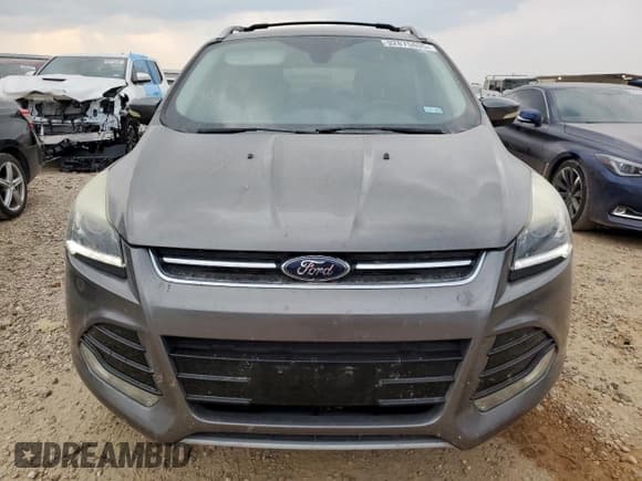 ✅ 2013 Ford Escape Titanium • VIN: 1FMCU0J95DUB82240 • Lot: 92875805. Listed on Copart with 177,686 mi. Free auction sales archive from the USA and detailed vehicle history report at DreamBid. Image 5.