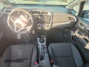 ✅ 2015 Honda Fit LX • VIN: 3HGGK5G5XFM771354 • Лот: 84026785. Опубликован ранее на Copart с пробегом 172 824 миль. Бесплатный доступ к архиву аукционных продаж из США и подробный отчёт об истории автомобиля на DreamBid. Изображение 8.