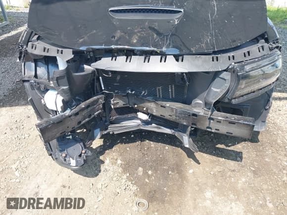 ✅ 2023 Dodge Charger GT • VIN: 2C3CDXMG5PH708983 • Lot: 42470240. Wystawiony na IAAI z przebiegiem 14 907 mil. Bezpłatny archiwum sprzedaży aukcyjnych z USA i szczegółowy raport historii pojazdu na DreamBid. Zdjęcie 6.