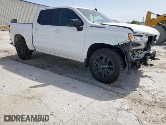 ✅ 2022 Chevrolet Silverado 1500 RST • VIN: 3GCPADED7NG533349 • Lot: 56895445. Listed on Copart with 60,695 mi. Free auction sales archive from the USA and detailed vehicle history report at DreamBid. Image 4.