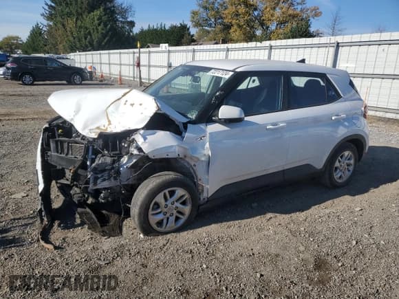 ✅ 2021 Hyundai Venue SE • VIN: KMHRB8A39MU065710 • Lot: 72217124. Listed on Copart with 72,250 mi. Free auction sales archive from the USA and detailed vehicle history report at DreamBid. Image 1.