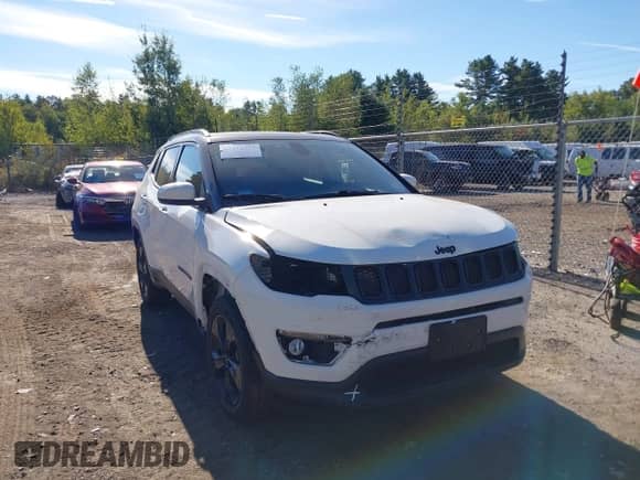 2020 Jeep Compass Latitude с VIN 3C4NJDBB8LT228554, выставлен на аукционе IAAI как лот 43212377 с пробегом 49 032 миль миль и . История ставок и продаж доступна на DreamBid. Изображение 1.