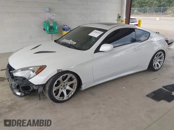 ✅ 2013 Hyundai Genesis Coupe 2.0T • VIN: KMHHT6KD7DU106534 • Lot: 43088394. Wystawiony na IAAI z przebiegiem 126 649 mil. Bezpłatny archiwum sprzedaży aukcyjnych z USA i szczegółowy raport historii pojazdu na DreamBid. Zdjęcie 18.