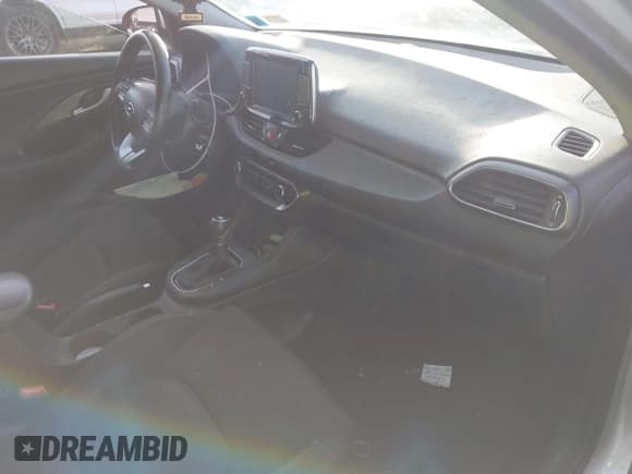 ✅ 2018 Hyundai Elantra • VIN: KMHH35LE5JU078875 • Lot: 43727813. Listed on IAAI with 219,081 mi. Free auction sales archive from the USA and detailed vehicle history report at DreamBid. Image 5.