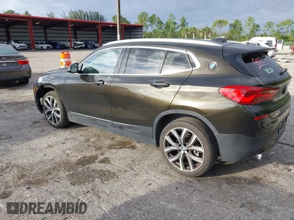 ✅ 2020 BMW X2 xDrive28i • VIN: WBXYJ1C03L5P80426 • Lot: 43544988. Wystawiony na IAAI z przebiegiem 36 564 mil. Bezpłatny archiwum sprzedaży aukcyjnych z USA i szczegółowy raport historii pojazdu na DreamBid. Zdjęcie 3.