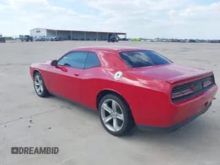 ✅ 2017 Dodge Challenger SXT Plus • VIN: 2C3CDZAG5HH501804 • Lot: 43306572. Wystawiony na IAAI z przebiegiem 99 260 mil. Bezpłatny archiwum sprzedaży aukcyjnych z USA i szczegółowy raport historii pojazdu na DreamBid. Zdjęcie 3.