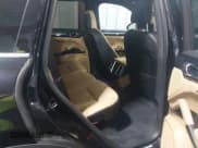 ✅ 2016 Porsche Cayenne Diesel • VIN: WP1AF2A2XGKA43725 • Lot: 43190808. Listed on IAAI with 94,542 mi. Free auction sales archive from the USA and detailed vehicle history report at DreamBid. Image 8.