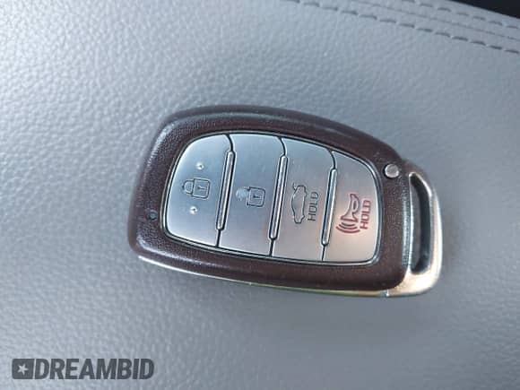 2017 Hyundai Elantra Limited с VIN KMHD84LF0HU119605, выставлен на аукционе IAAI как лот 43222041 с пробегом 160 633 миль миль и . История ставок и продаж доступна на DreamBid. Изображение 11.