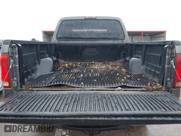 ✅ 2006 Ford F-250 XL • VIN: 1FTSW21516ED44655 • Lot: 42185426. Listed on IAAI with 169,044 mi. Free auction sales archive from the USA and detailed vehicle history report at DreamBid. Image 17.