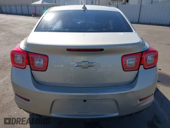 2016 Chevrolet Malibu LTZ z VIN 1G11E5SAXGF105153, wystawiony jako IAAI lot #43159960 z przebiegiem 145 269 mil mil oraz . Historia ofert i sprzedaży dostępna na DreamBid. Obrazek 17.