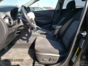 ✅ 2018 Hyundai Kona SEL • VIN: KM8K6CAA4JU183425 • Лот: 69155464. Опубликован ранее на Copart с пробегом 79 847 миль. Бесплатный доступ к архиву аукционных продаж из США и подробный отчёт об истории автомобиля на DreamBid. Изображение 7.