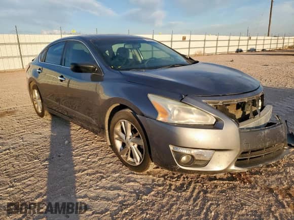 2015 Nissan Altima SV with VIN 1N4AL3AP8FC594780, listed as a Copart auction lot 84027905 with 133,890 mi miles and Salvage title. Bid and sale history available at DreamBid. Image 4.
