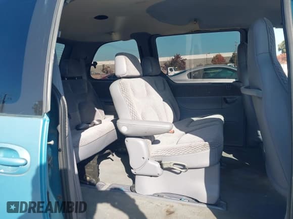 ✅ 1999 Dodge Caravan SE • VIN: 2B4GP45R3XR435259 • Lot: 43821383. Listed on IAAI with 112,156 mi. Free auction sales archive from the USA and detailed vehicle history report at DreamBid. Image 8.